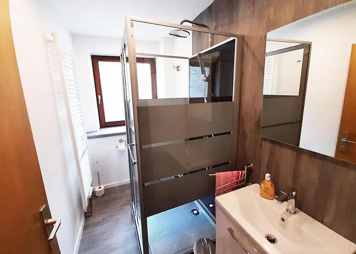 דירה Work & In *